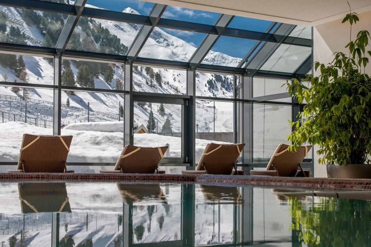 Hotel Alpina Deluxe オーバーグールグル エクステリア 写真