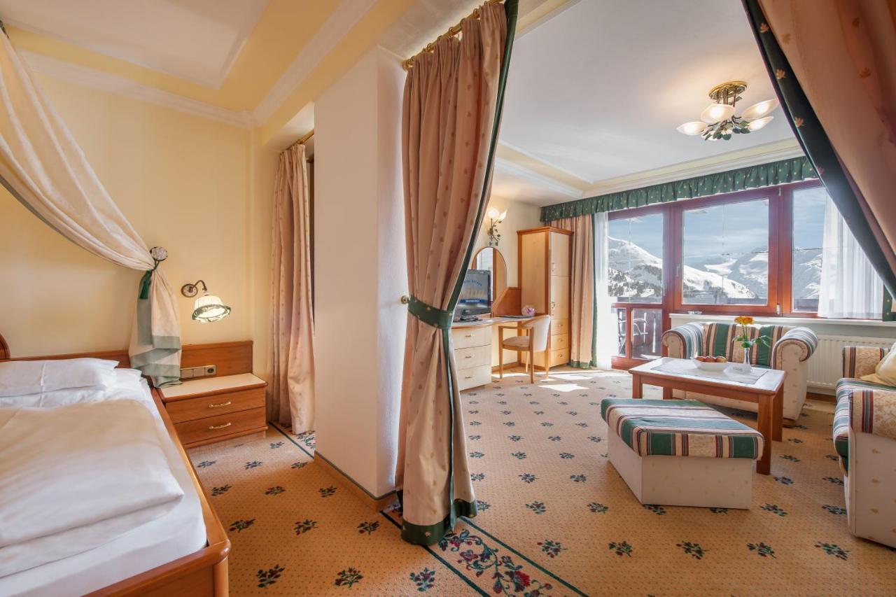 Hotel Alpina Deluxe オーバーグールグル 部屋 写真