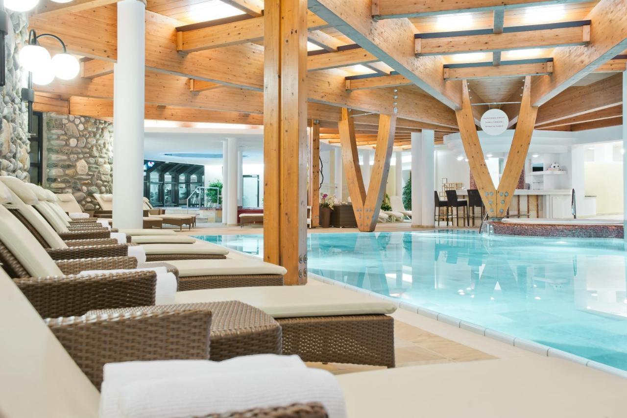 Hotel Alpina Deluxe オーバーグールグル エクステリア 写真