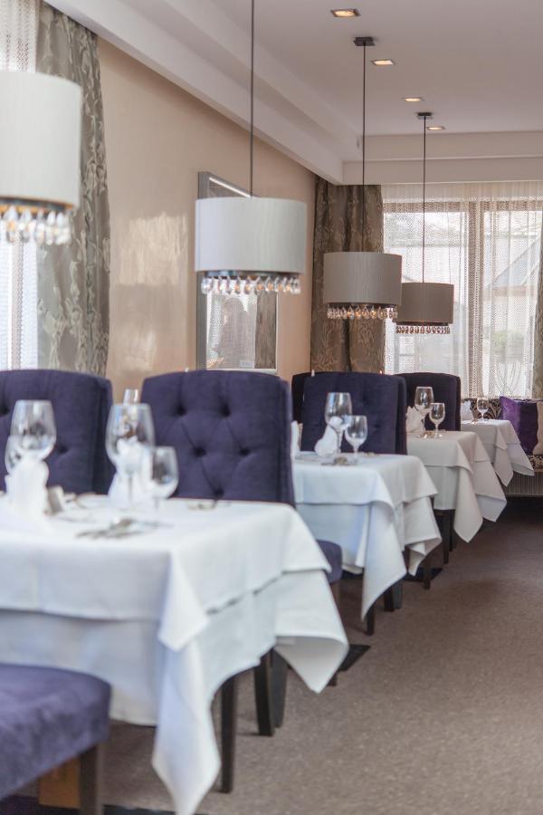 Hotel Alpina Deluxe オーバーグールグル エクステリア 写真